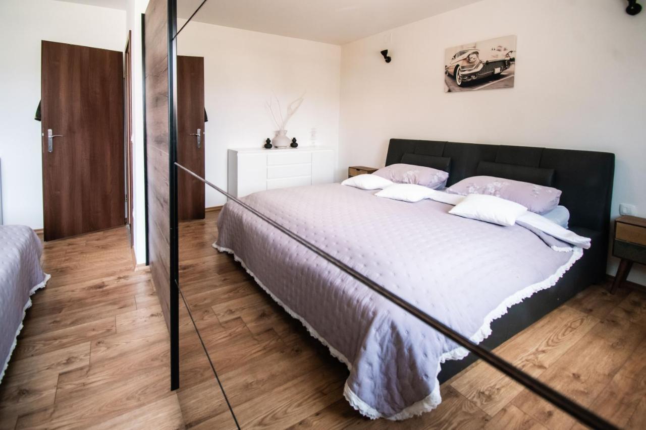 Guest House "The View" - With A Pool Donje Polje ภายนอก รูปภาพ