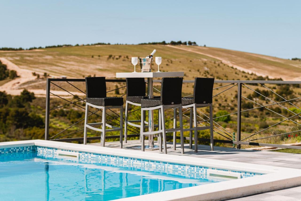 Guest House "The View" - With A Pool Donje Polje ภายนอก รูปภาพ
